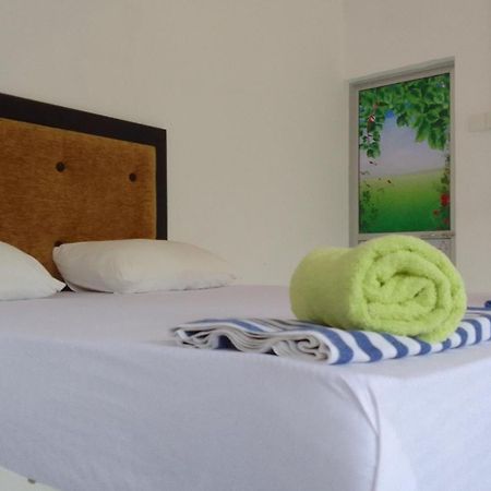 Share Safari Family Bungalow Udawalawe Exteriör bild